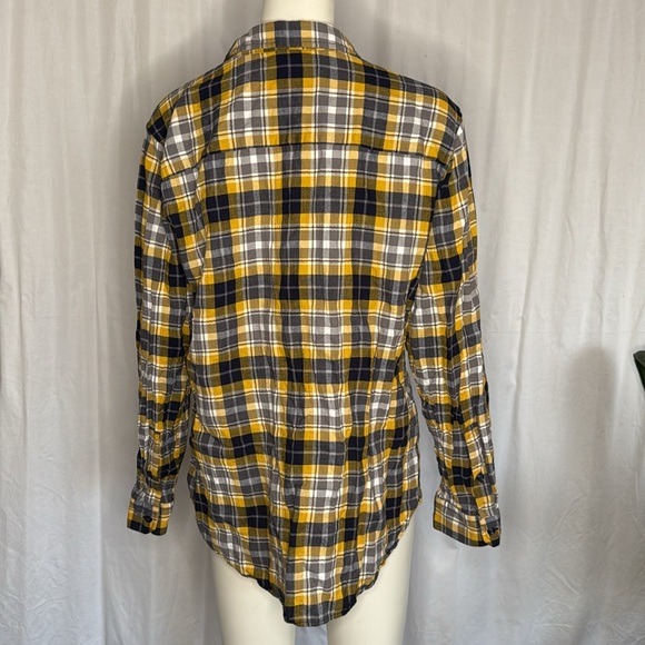 NWOT! Wildfang The Essential Long Sleeve Button Up - Yellow & Gray Flannel - Picture 4 of 5